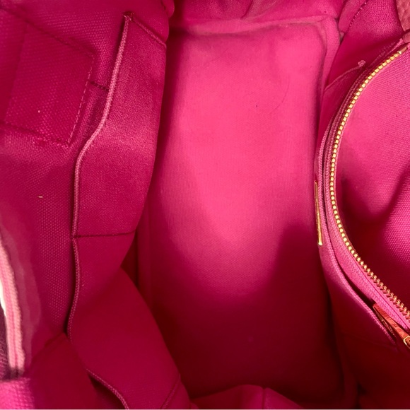 GUC Prada Pink Canvas CannapaTote Bag - Picture 6 of 7
